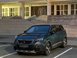 Peugeot 5008, 2020 0